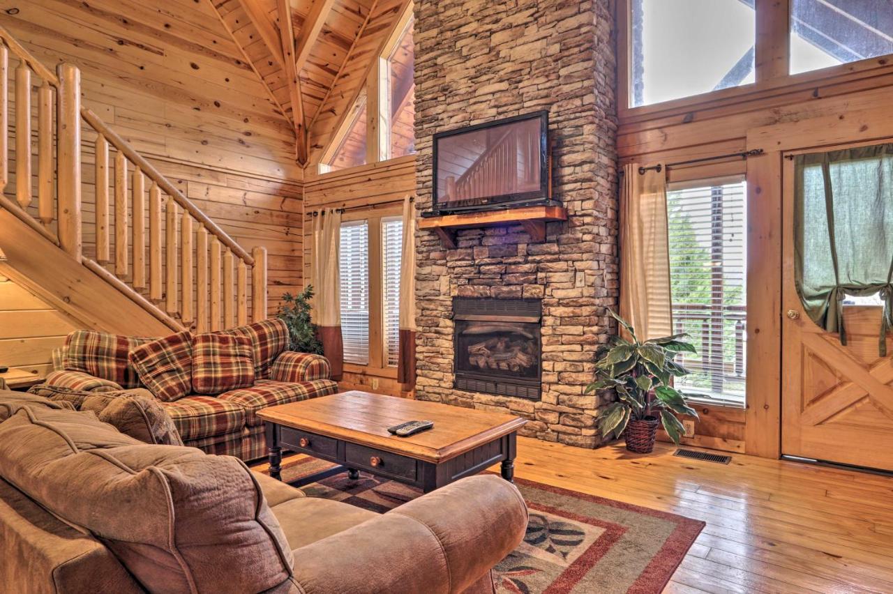 Pigeon Forge Cabin With Games, 1 Mi To Parkway! Ngoại thất bức ảnh
