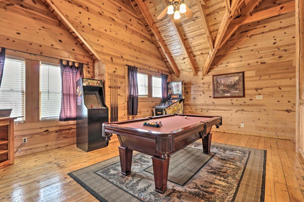 Pigeon Forge Cabin With Games, 1 Mi To Parkway! Ngoại thất bức ảnh